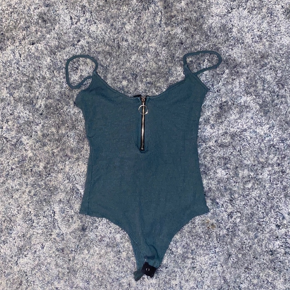Green Windsor bodysuite